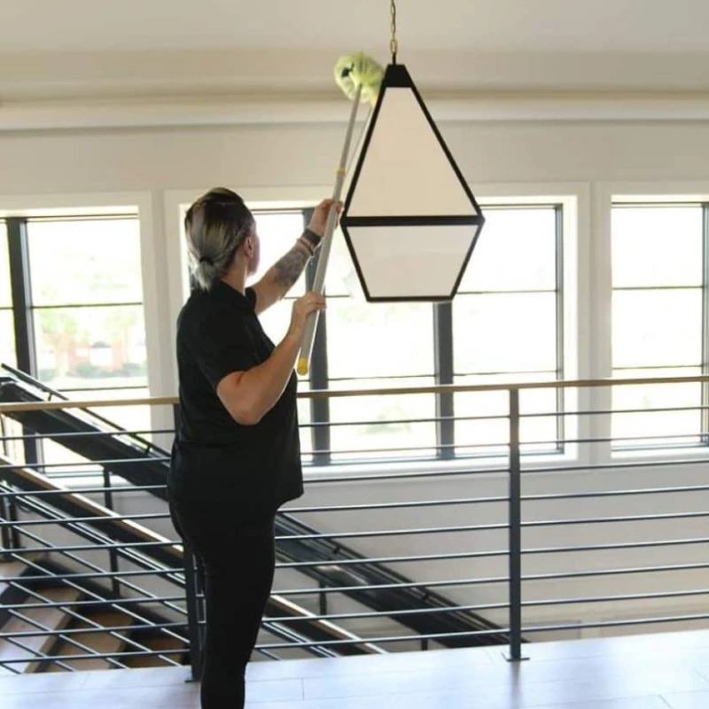 Daily Janitorial Cleaning - Helping Hands Commercial Cleaning in Chicago